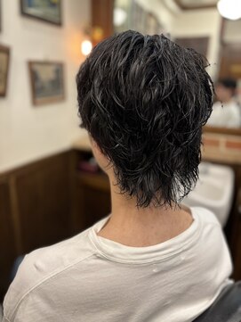 ヒロギンザバーバーショップ 新宿店(HIRO GINZA BARBER SHOP) センターパートウルフ