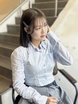 アオ(ao.) 盛れるボブと透明感グレージュカラー