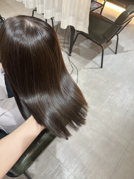 トリムバイエンヴィ(tlim by ENVY) 髪質改善トリートメントUPTOGLOSS