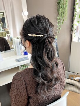 ジェシータ 品川駅前店(GESHITA) ハーフアップ【品川/ヘアセット】