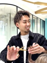 オーロ 塚口店(ORO) 下崎 唯人