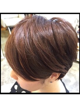 プレヴィア(PREVIA) お手入れ簡単ショートスタイル＆ナチュラルカラー