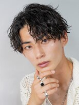 フィフスパーク(fifth PARK)&nbsp;ツイストスパイラルパーマ×センターパートで大人の色気抜群◎