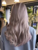 リノショアーズ 日本大通り店(RINOSHORES)&nbsp;ロングレイヤーホワイトミルクティーベージュハイトーン