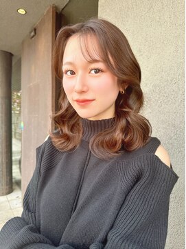 ロンド ジュルード 名古屋(Lond jeloud) ミディアム ウェーブ ブラウンカラー