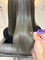 フルー 都立大学店(Fleu r)&nbsp;ブリーチ毛でもツヤ爆誕！髪質改善ヘアカラー