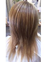 レヴィーマム(Revie mum)&nbsp;ブリーチメッシュで３Dカラー