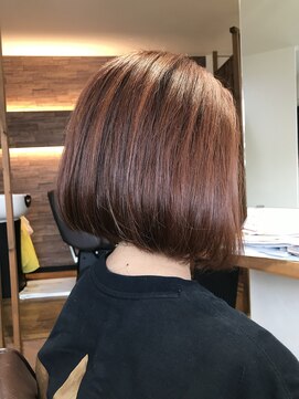 ヘア アトリエ マム(hair atelier mum) 前下がりボブ