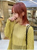 ピンクオレンジのミディアムウルフ