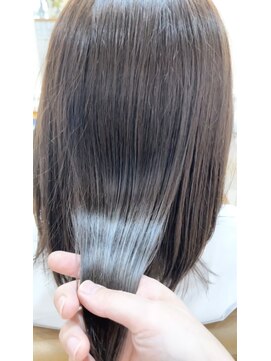 テラス(Terasu) 函館/グレージュ/透明感/つや髪/大人髪/ヘッドスパ