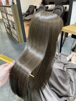 リリアン バイ リトル(Lilian by little)&nbsp;透け感オリーブグレージュ