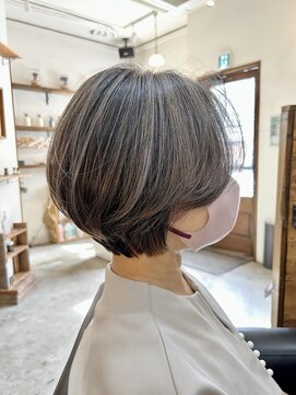 ノーチラスヘア(nautilus hair) 晩御飯を考える人