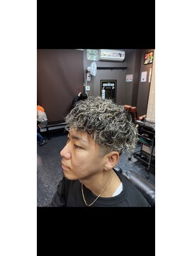 エイト(Eight) 縦落ちパーマ