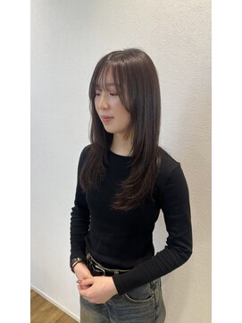 リムヘアーズボウグループ(Rim hairs BEAU group) レイヤーカット×グレージュカラー(ブリーチなしカラー)
