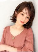 40代50代小顔おくれ毛あり外ハネボブ×白髪染めグレージュ