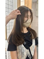 スート(suit.)&nbsp;透明感オリーブカラー