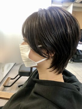 ペネロープ(Penelope) ショート/ショートウルフ/グレージュ 担当 夕島