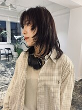 カイラ(KAILA) ウルフカットボブレイヤーカットミディアムレイヤーショートボブ