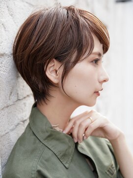カライング(ing) 30代40代50代◎大人ナチュラルレイヤーショートボブ