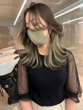 サイン 渋谷(SIGN) 20代30代トレンドなレイヤーカットハッシュカットレイヤーボブ