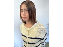 スリー(THREE)
