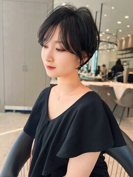 ロンド クラン 岡崎(Lond Clan) 20代30代クビレひし形束間ショートボブ