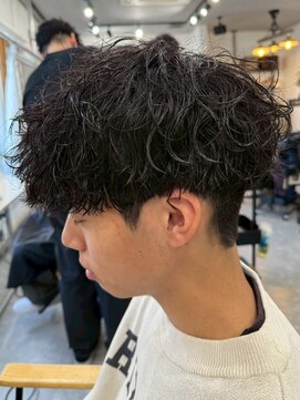 フゥ 宇都宮戸祭(FeU) 宇都宮メンズカットメンズパーマ波巻きスパイラルパーマツイスパ