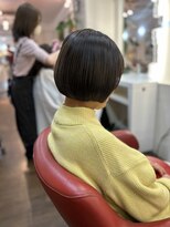キングダム 元町店(KINGDOM)&nbsp;柔らかレイヤーで魅せるニュアンスボブ