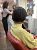 柔らかレイヤーで魅せるニュアンスボブ