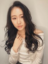 アカラ(acala)&nbsp;大人可愛い☆ロング【イルミナカラー/縮毛矯正/髪質改善】