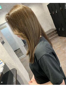 スーク 宜野湾店(suuk) 顔周りレイヤースタイル×オリーブベージュ