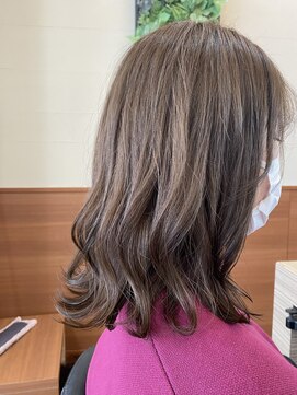 アローズソワン(HELLO'S SOIN) 透明感が最高！ミルクティーベージュ！