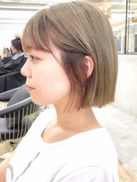 ロンドシエル 横浜(Lond ciel)&nbsp;ボブ×逆インナーカラー/ホワイトベージュ/ケアブリーチ/横浜