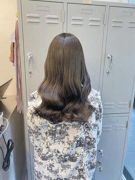プレシャスバイプロデュース(precious by Produce) 透明感◎ 赤みなしオリーブグレージュ［町田/町田駅/髪質改善］