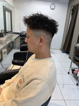 アイズ 海老名(AIZU) ツイストパーマ ツイストスパイラルパーマ ジェットモヒカン