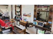 セット面2面のプライベート空間タブレット、tv完備