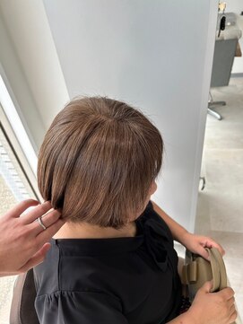 エルピス 中央林間店(elpis) 透明感ブリーチなし白髪ぼかし