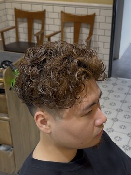 グルーマーズトウキョウ(GROOMER/S TOKYO) ラルフカール【外国人風パーマ　ハードパーマ】