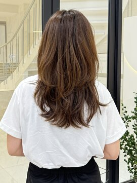 エブリ(evri) 似合わせカット　ロングレイヤー　レイヤーカット　レイヤー