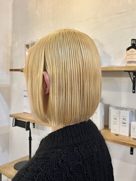 ブリッジ(BRIDGE) ブリーチ抜きっぱなしヘア