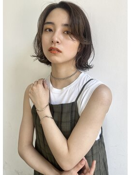 トリッカ 銀座(tricca) ボブレイヤー/外はねボブ/長めバング/ボブウルフ