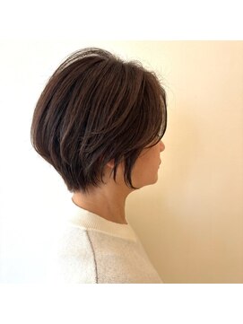 ニコラ(NICOLA) 白髪ぼかしカラーショート