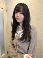 リタ(Lita.) ロング/レイヤーカット/前髪/透明感カラー/グレー【新保/青江】