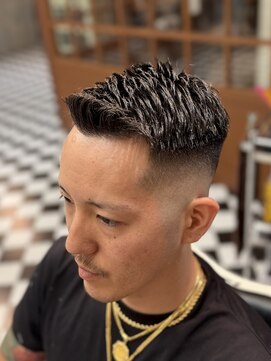 フランクス バーバー ウエストトウキョウ 吉祥寺店(FRANK’S BARBER WEST TOKYO) リバースセンターパートニュアンスパーマニュアンスウルフダウH