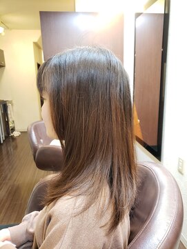 ヘアメイク ビス(Hair Make Bis.) ロングレイヤースタイル
