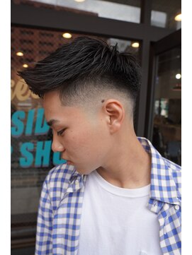 イーストサイドバーバーショップ(EAST SIDE BARBER SHOP) フェザーアップ