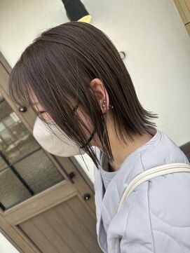 リックヘアー(Ric Hair) 透ける切りっぱなしボブ