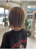 切りっぱなしボブ　
