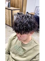 エルオム(EL.HOMME)&nbsp;縦落ちツイストスパイラル／クリームパーマ