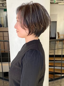 グランデ ビス(GRANDE bis) #ハイライト #前髪なしショート